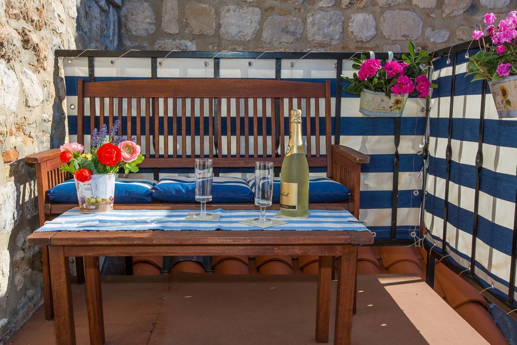Relaxing Apartment Paulina With Balcony Ντουμπρόβνικ Δωμάτιο φωτογραφία