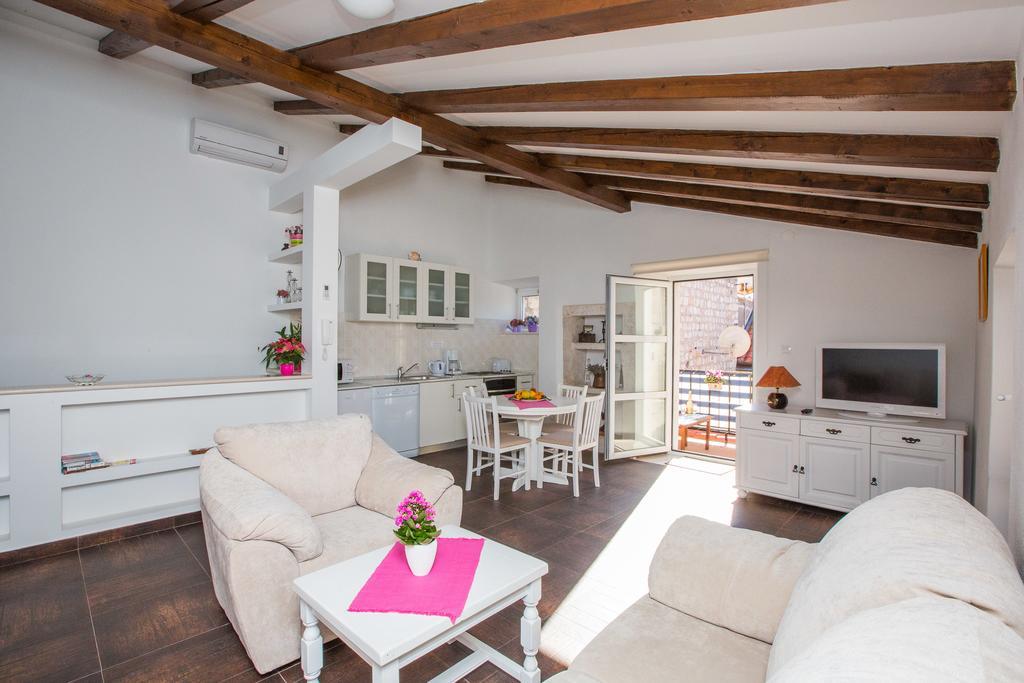 Relaxing Apartment Paulina With Balcony Ντουμπρόβνικ Δωμάτιο φωτογραφία